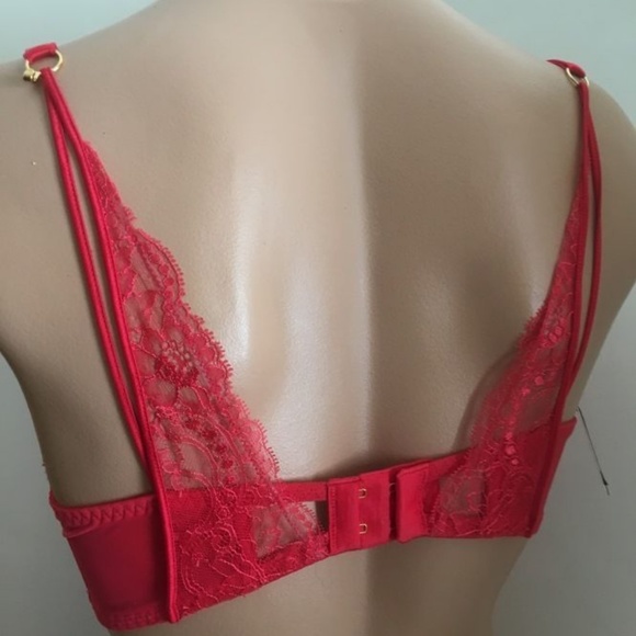 SOLD. VS Bra Panty Garter SET 34D Red Designer La - Picture 4 of 8